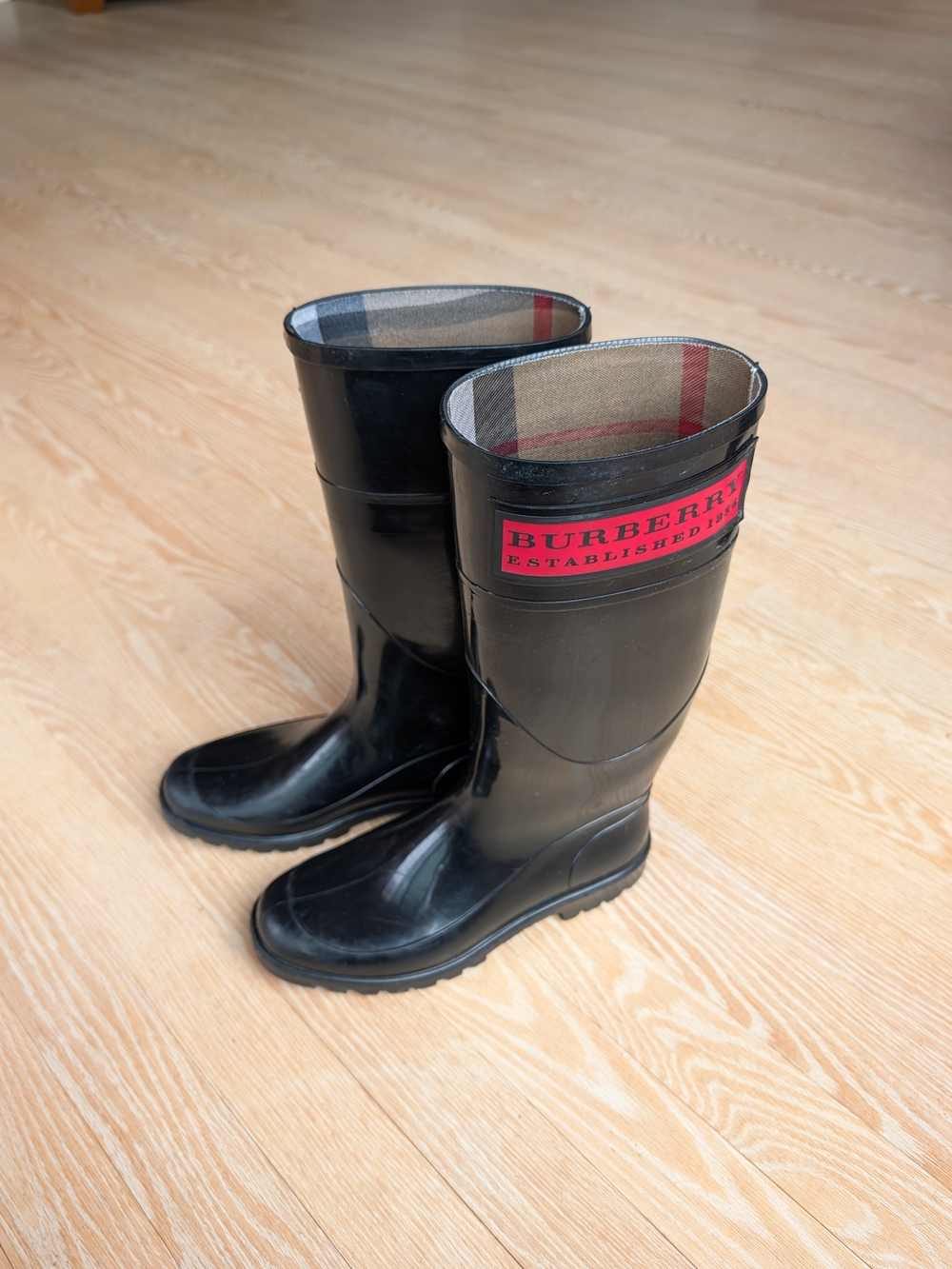 Vintage Burberry Black Rain Boots with Signature Check Lining (EU 36 US 6)